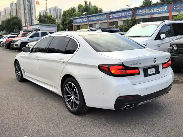BMW 5 Series 2023