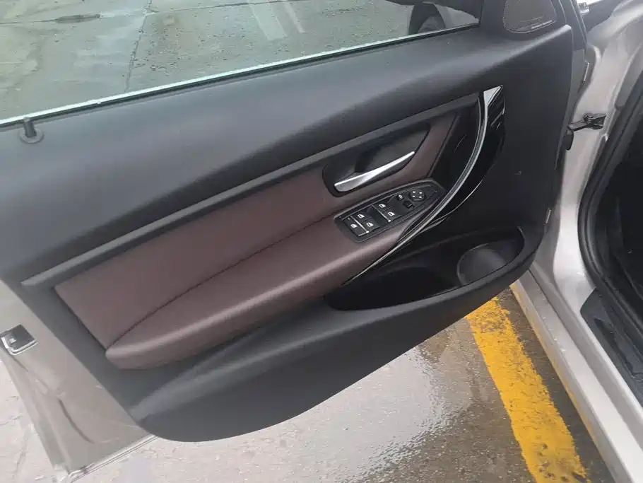 BMW 3 Series 2018