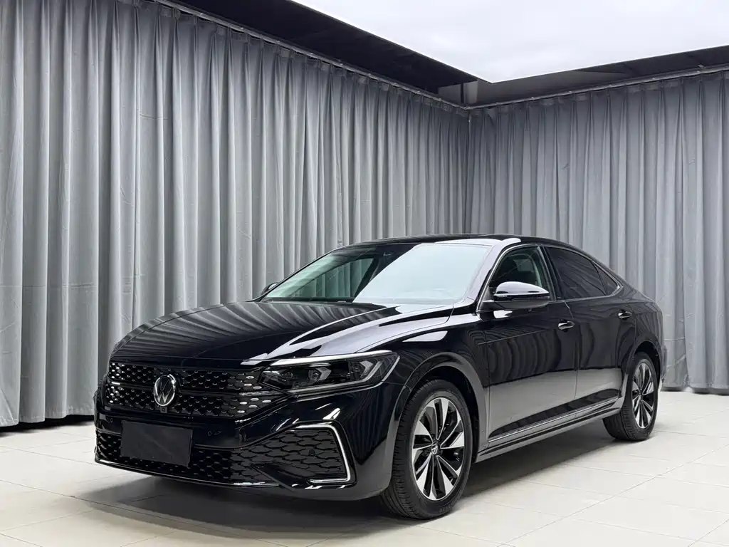 Volkswagen Passat 2022