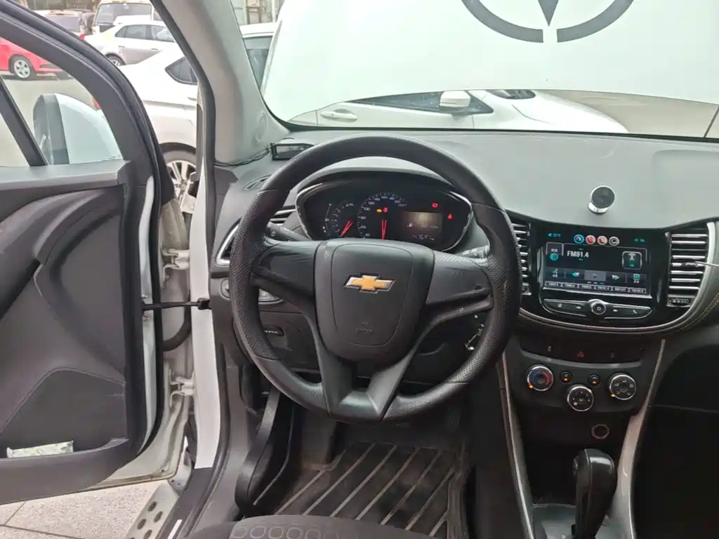Chevrolet Trax 2018 — фото 11