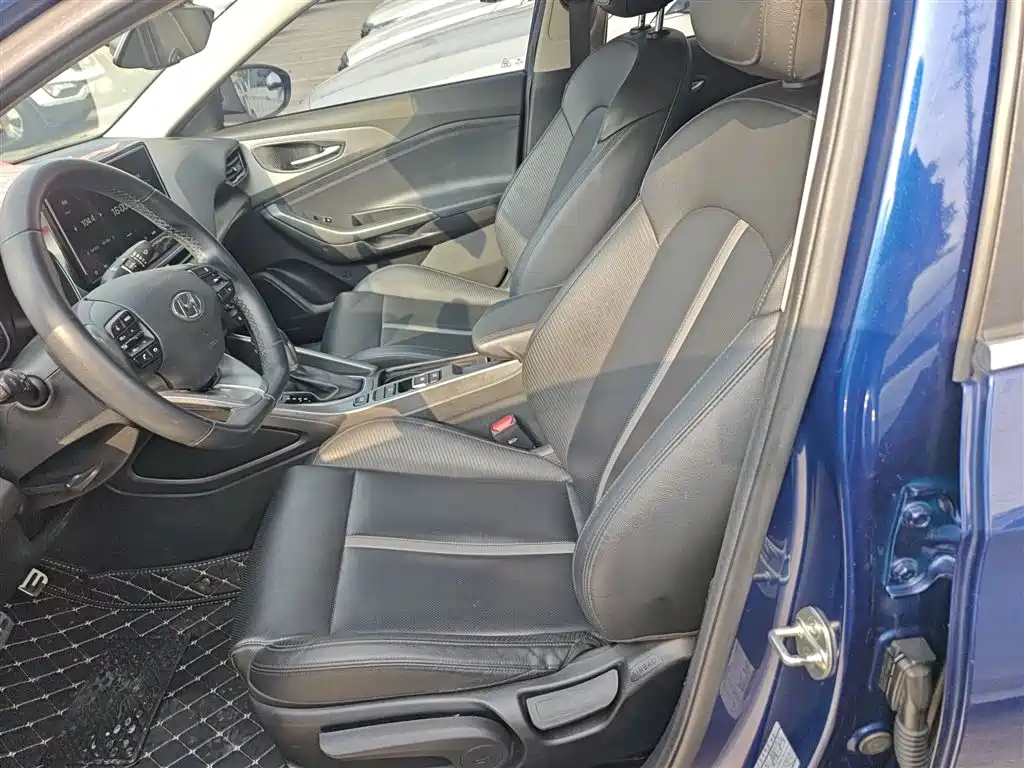 Hyundai Fista 2018 — фото 15