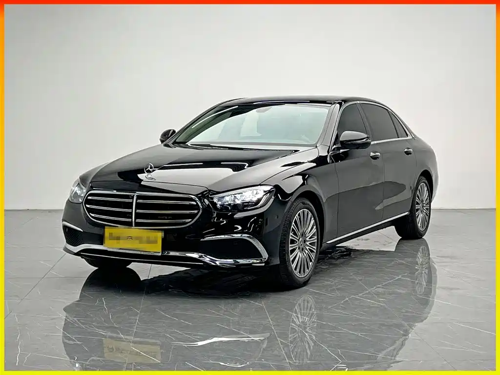 Mercedes-Benz E-Class 2023 — фото 1