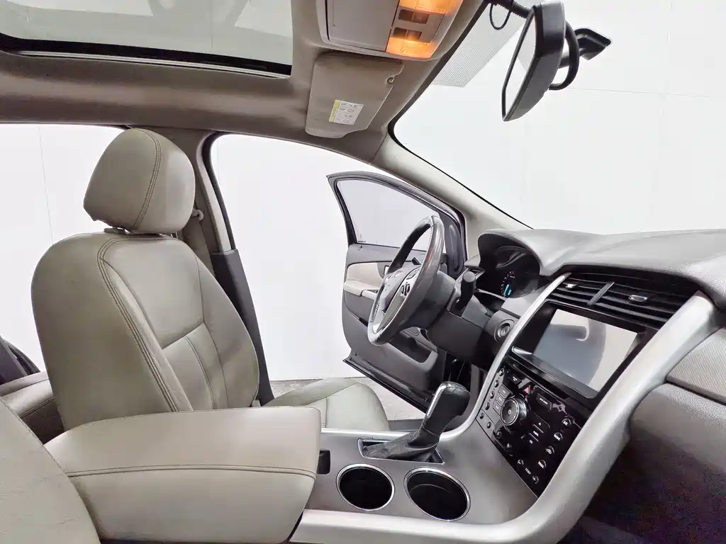 Ford Edge 2013 — фото 15