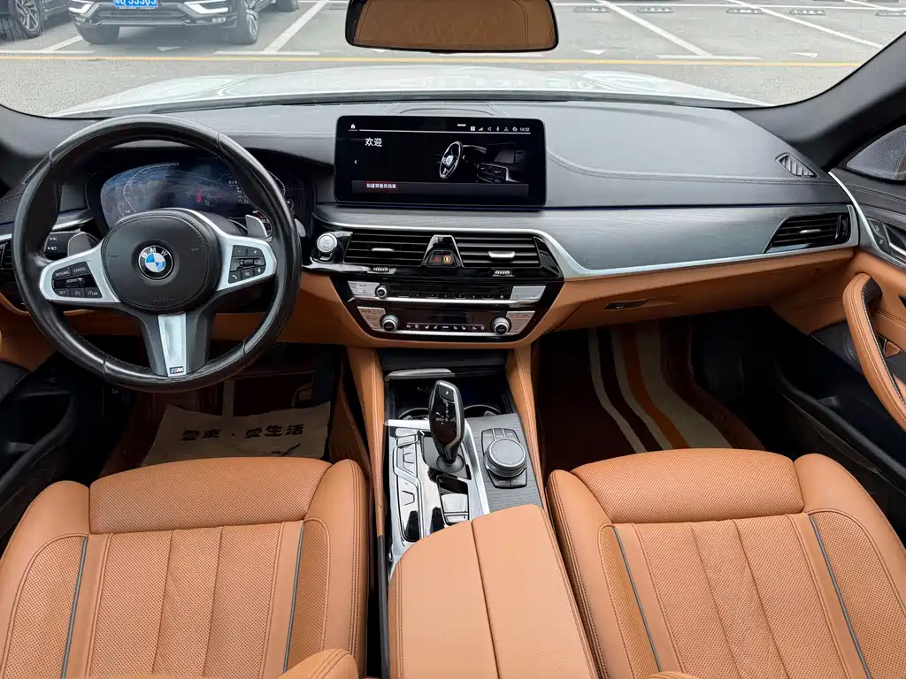 BMW 5 Series 2022 — фото 8