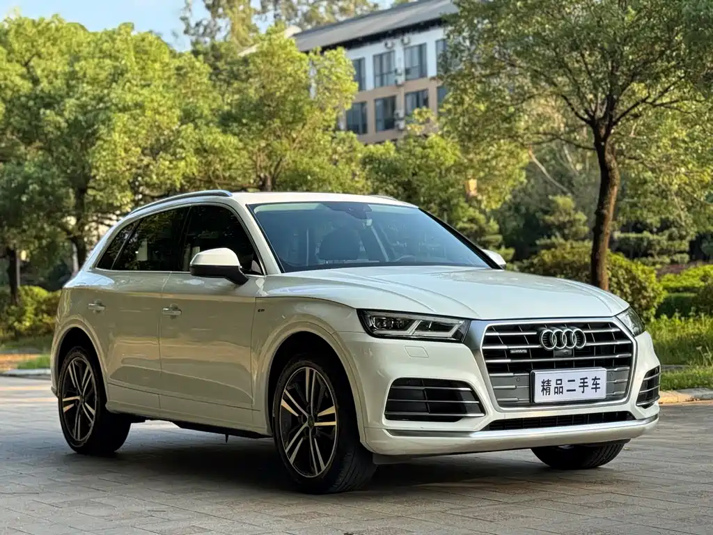 Audi Q5L 2020 — фото 3