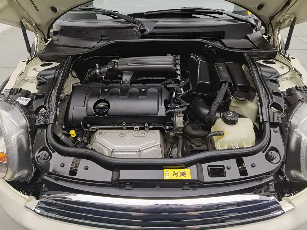 MINI Clubman 2013