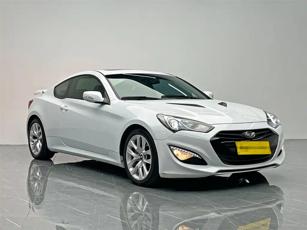 Hyundai Genesis Coupe 2014 — фото 8