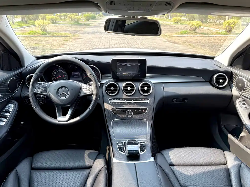 Mercedes-Benz C-Class 2017 — фото 14