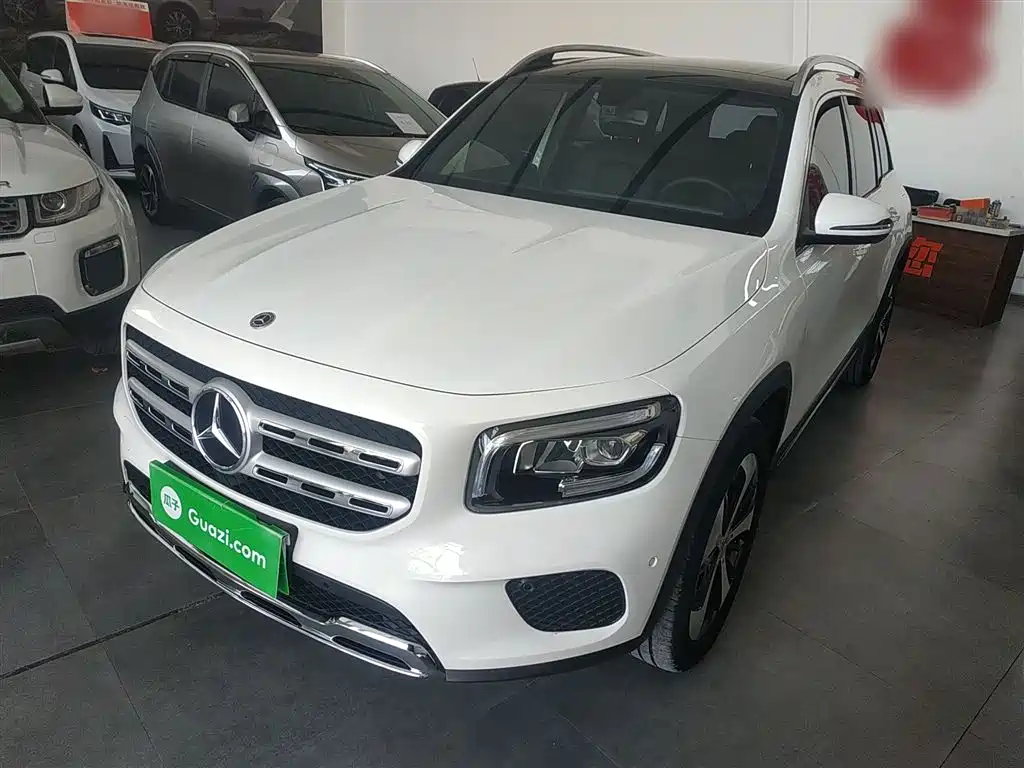 Mercedes-Benz GLB 2021 — фото 1