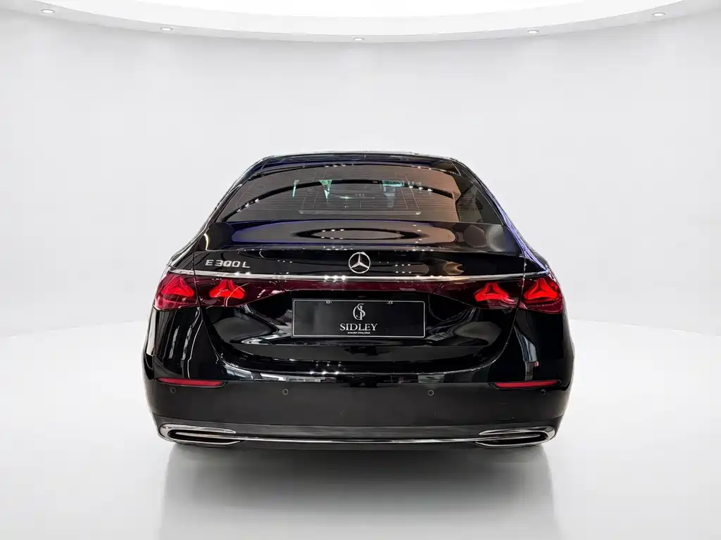 Mercedes-Benz E-Class 2025 — фото 5