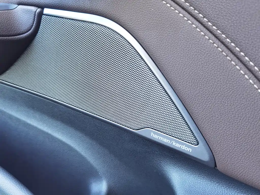 BMW 5 Series 2021 — фото 18
