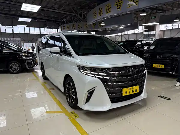 Toyota Alphard 2024
