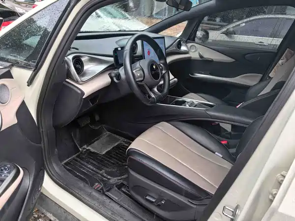 BYD Dolphin 2023