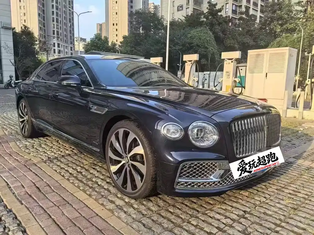 Bentley Flying Spur 2023