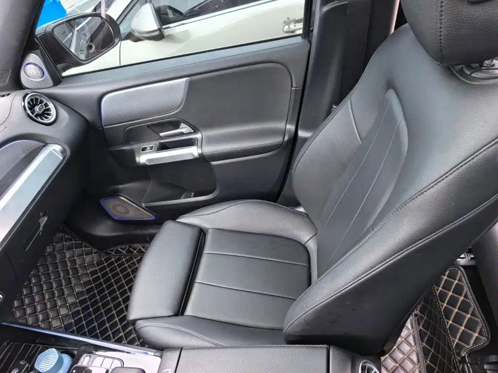 Mercedes-Benz GLB 2021 — фото 11