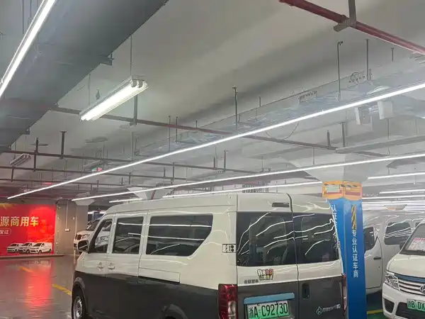 Changan Crossstar V5 EV 2024