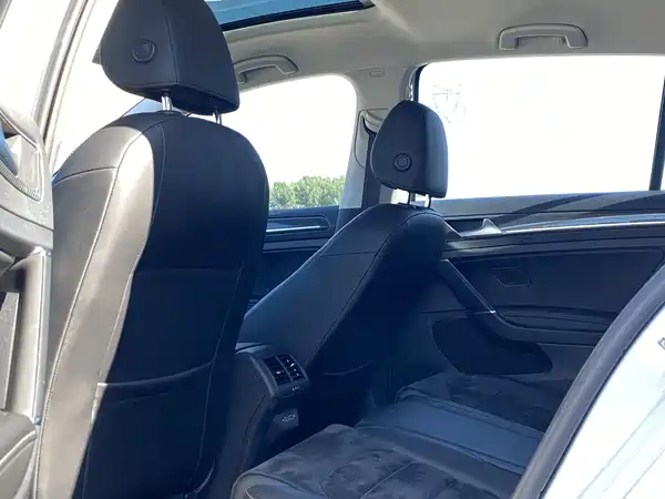 Volkswagen Golf 2020