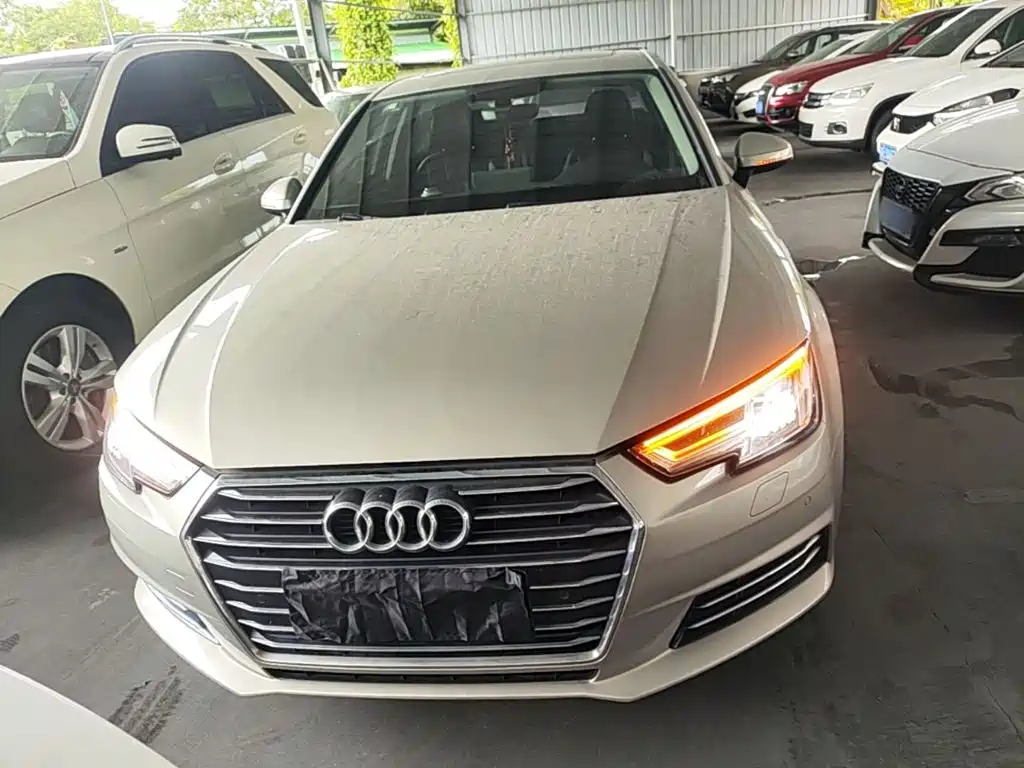 Audi A4L 2017 — фото 3