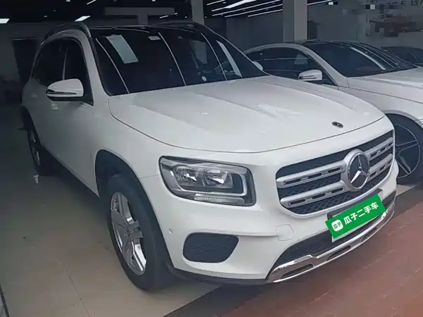 Mercedes-Benz GLB 2021