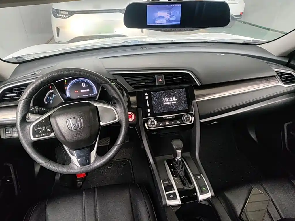 Honda Civic 2019 — фото 10