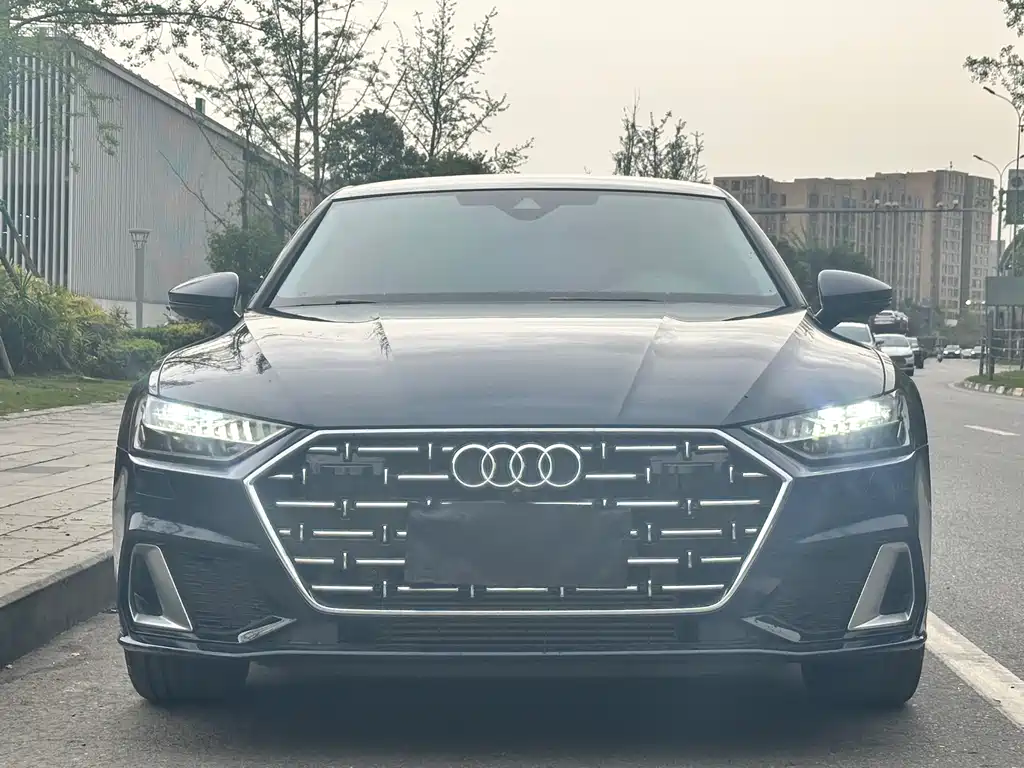 Audi A7L 2025 — фото 2
