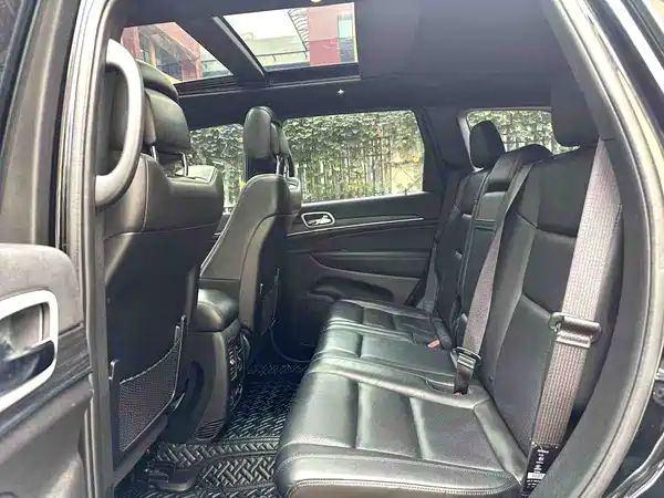 Jeep Grand Cherokee 2020