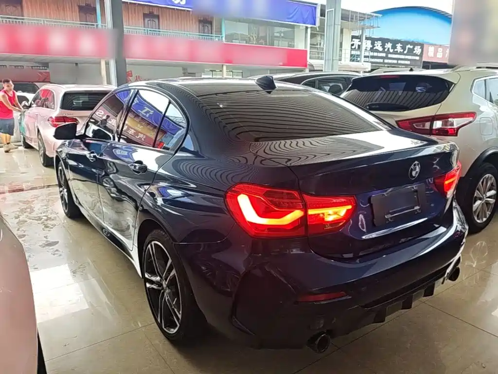 BMW 1 Series 2021
