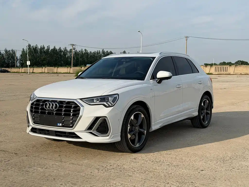 Audi Q3 2022