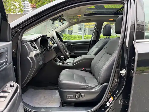 Toyota Highlander 2018