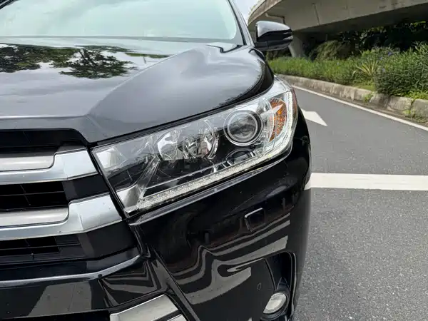 Toyota Highlander 2018