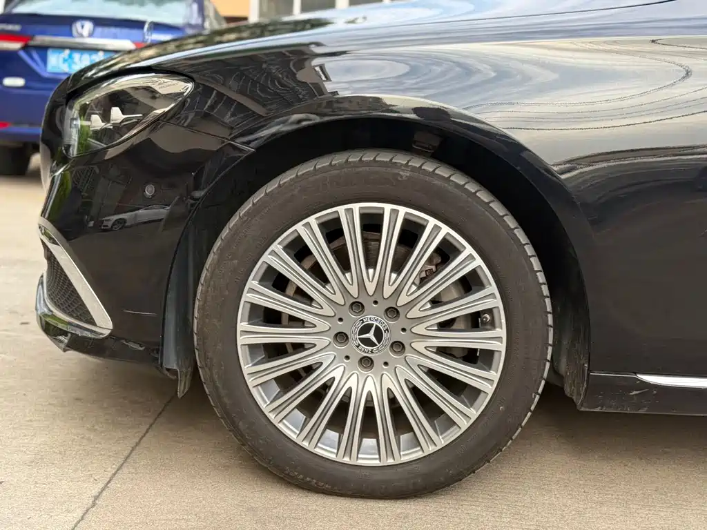 Mercedes-Benz E-Class 2022 — фото 27
