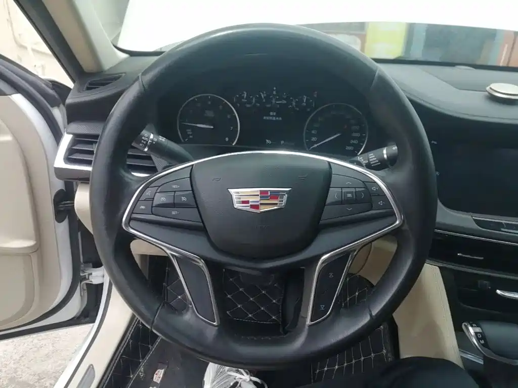 Cadillac CT6 2018 — фото 11