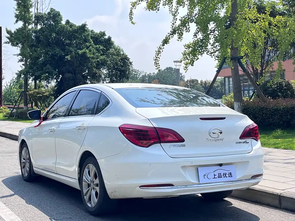 GAC Trumpchi GA6 2015 — фото 16