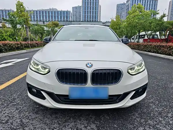 BMW 1 Series 2018