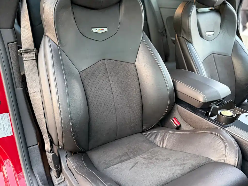 Cadillac CTS 2017 — фото 11