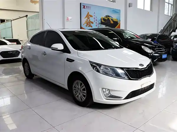 Kia K2 2013