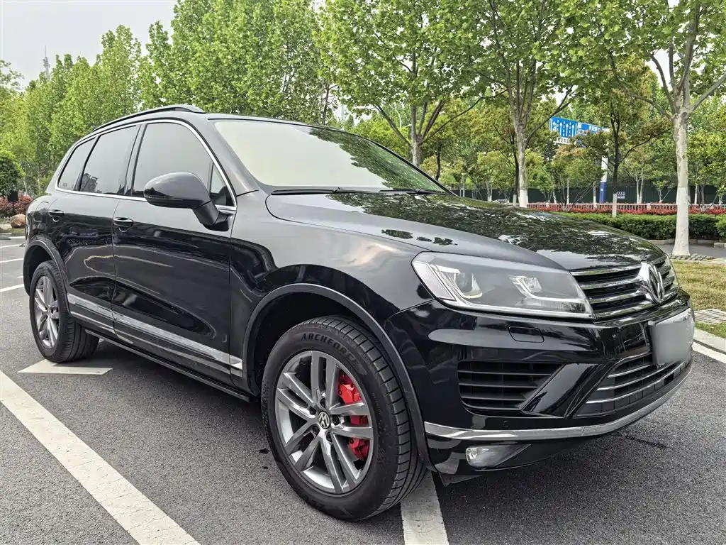 Volkswagen Touareg 2018 — фото 21
