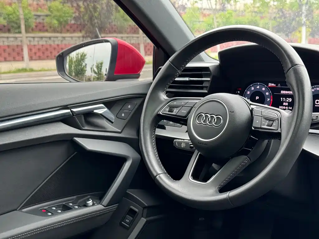 Audi A3 2022 — фото 16