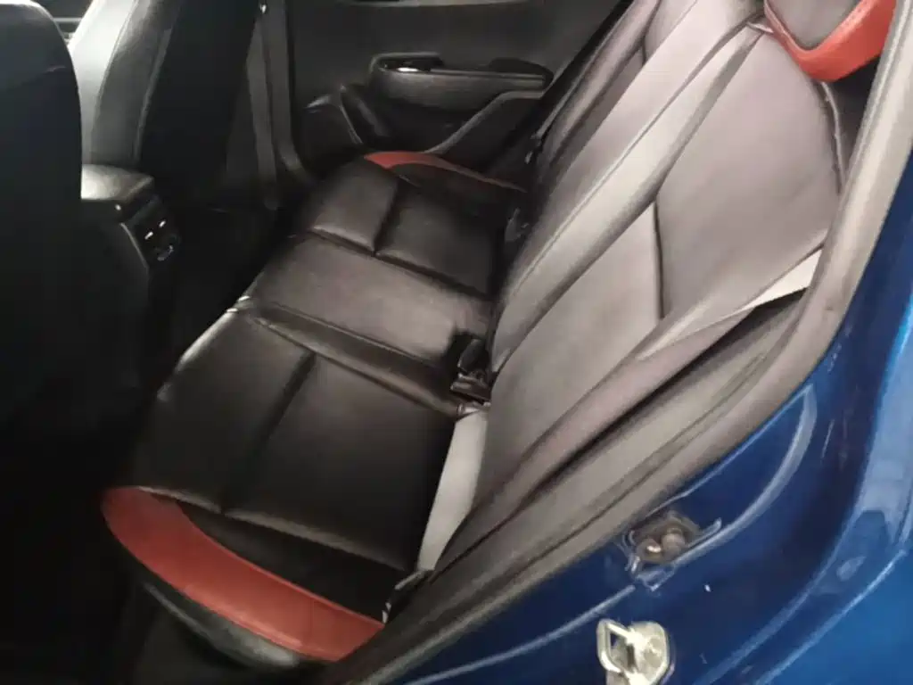 Kia KX Cross 2019 — фото 17