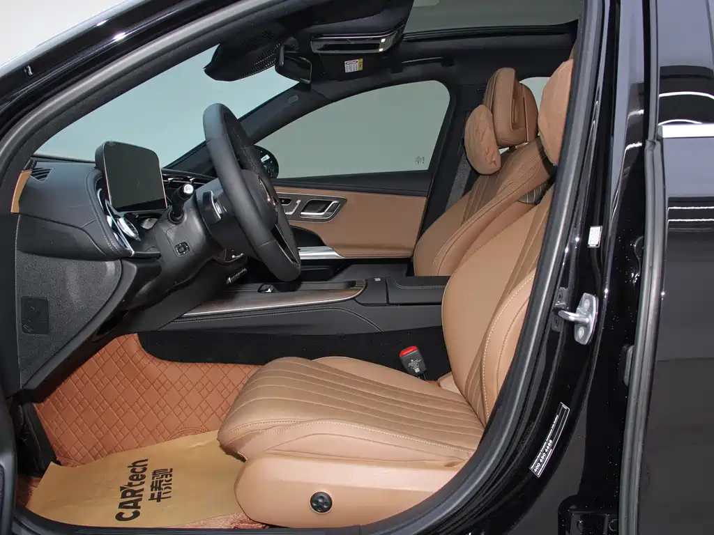 Mercedes-Benz E-Class 2025 — фото 15