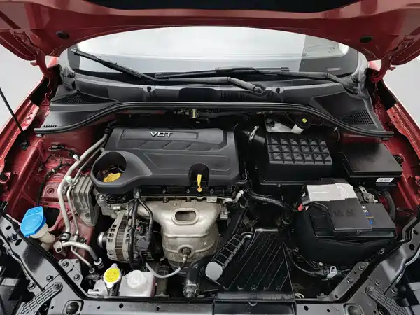 Roewe 360 2015
