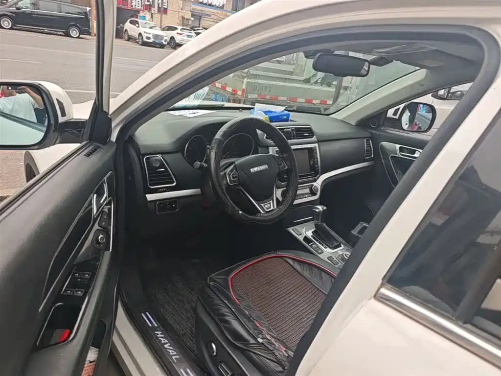 Haval H6 Coupe 2017 — фото 15