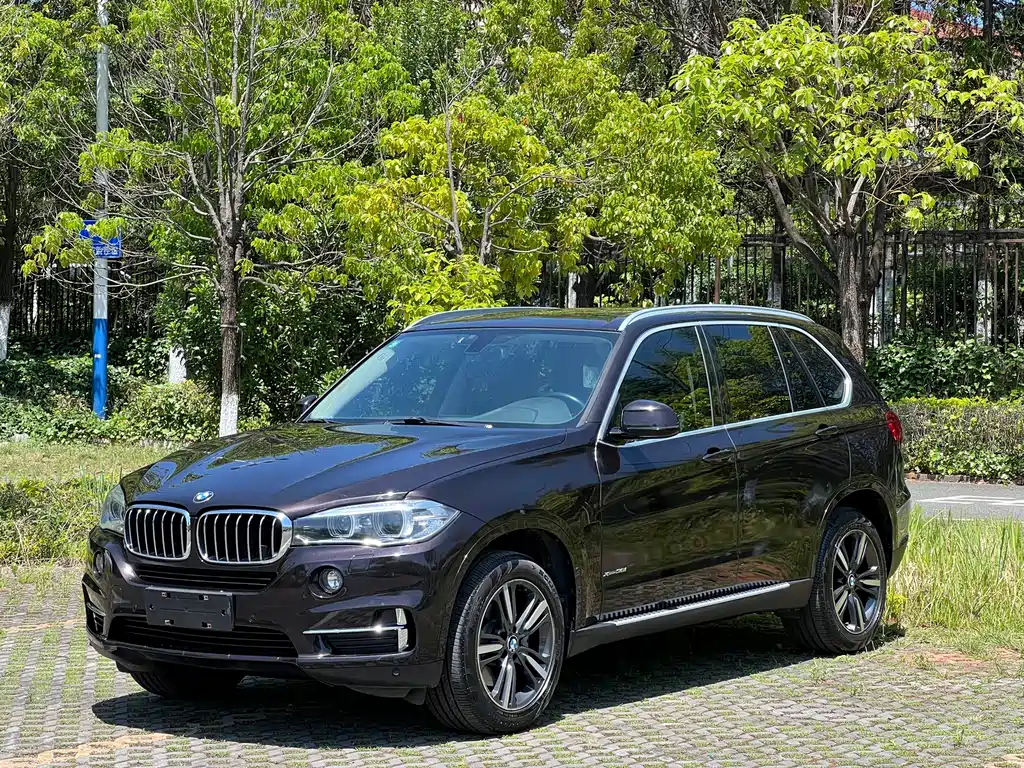 BMW X5 2017 — фото 1