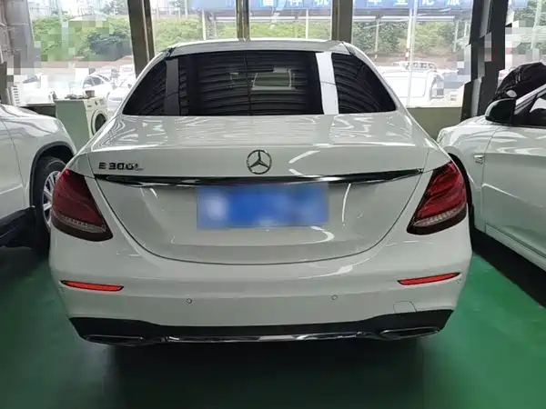 Mercedes-Benz E-Class 2016