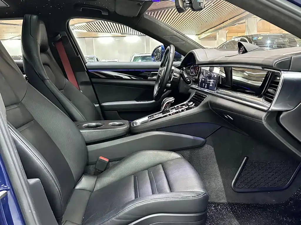 Porsche Panamera 2021 — фото 18