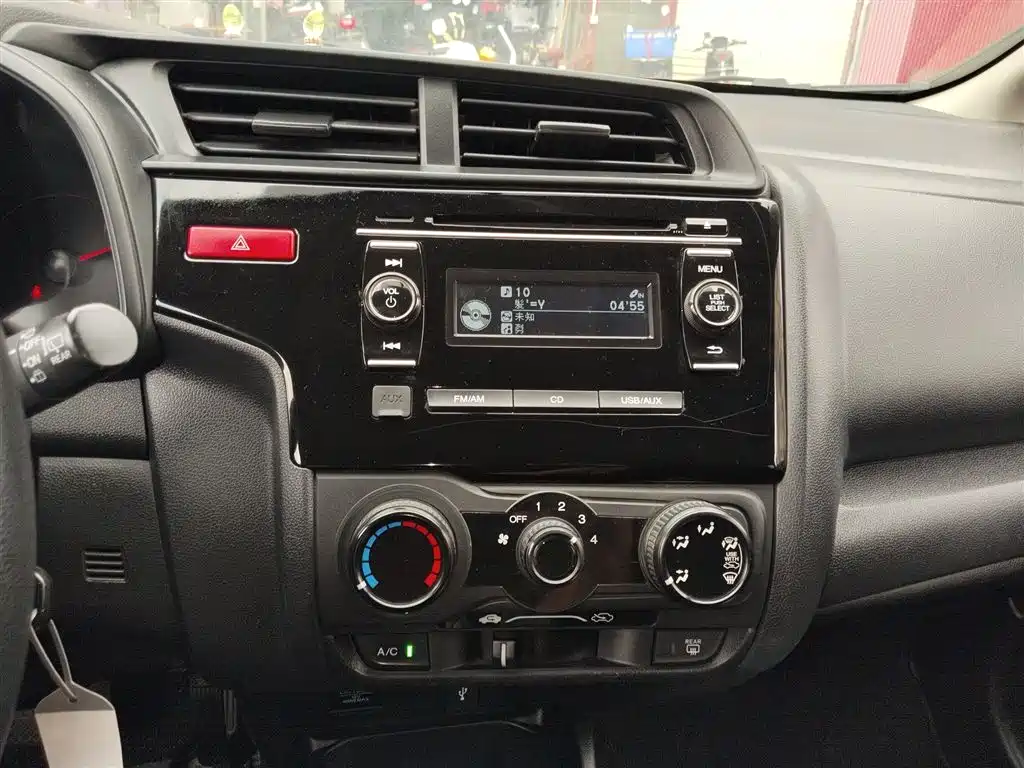 Honda Fit 2018 — фото 9