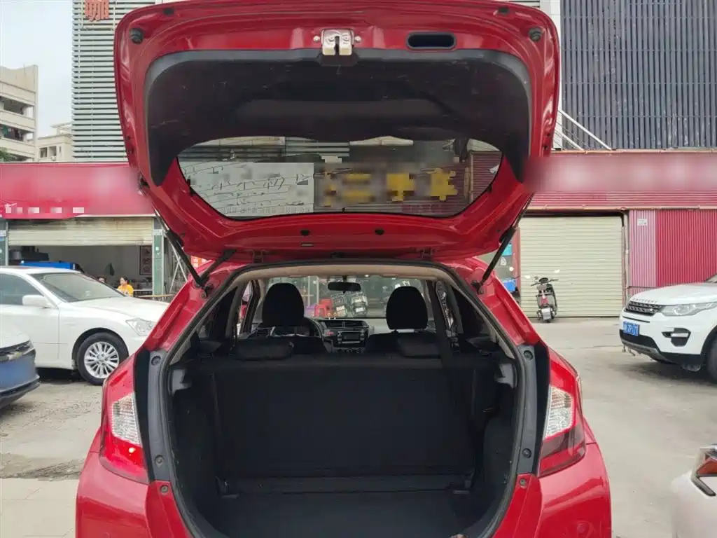 Honda Fit 2018 — фото 15