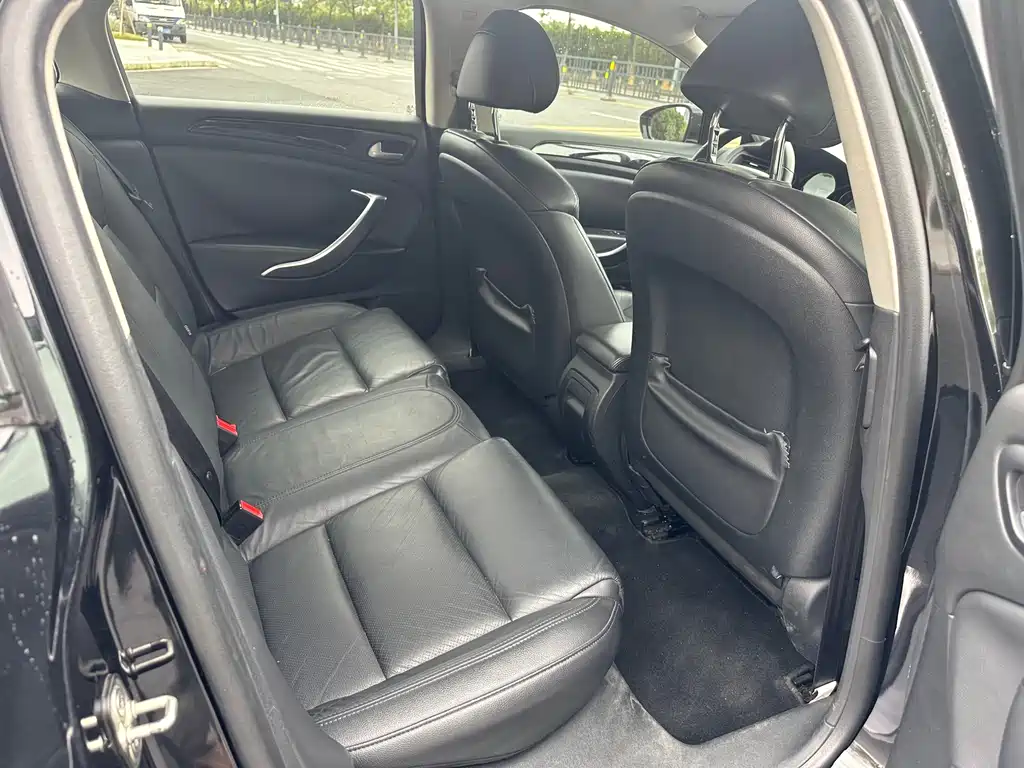 Citroen C5 2014 — фото 10