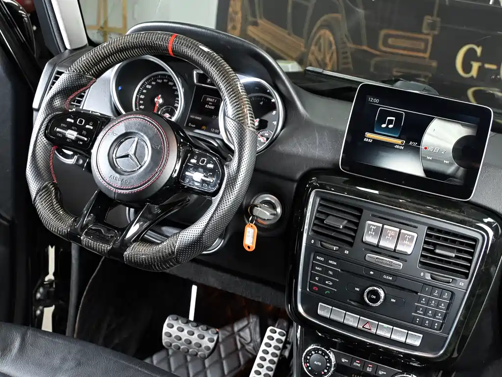 Mercedes-Benz G-Class 2017 — фото 16