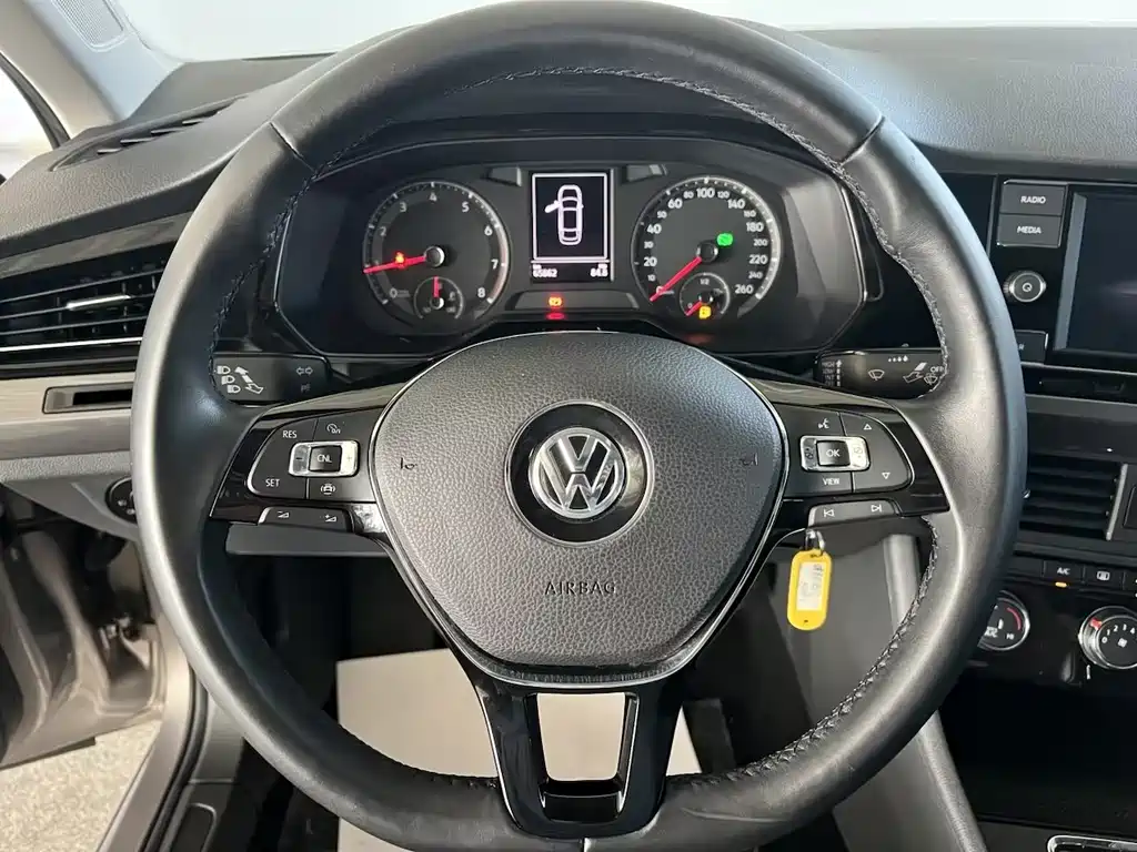Volkswagen Bora 2019 — фото 17